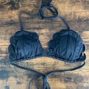 Victoria’s Secret Pink scalloped bikini top